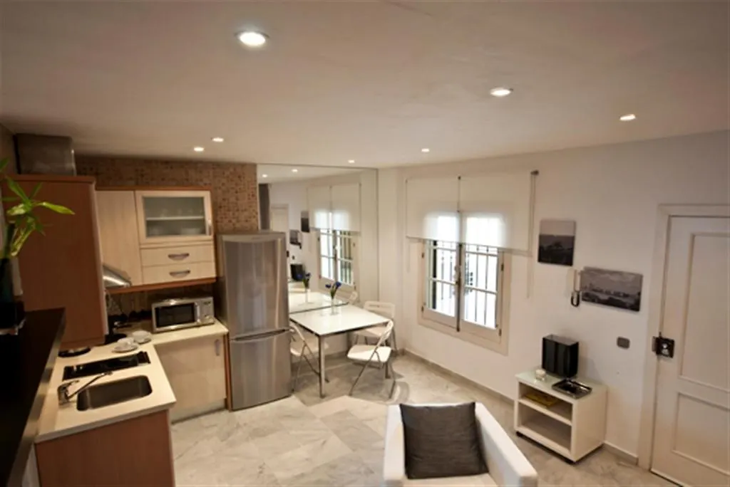 Friendly Rentals Ibarra Σεβίλλη